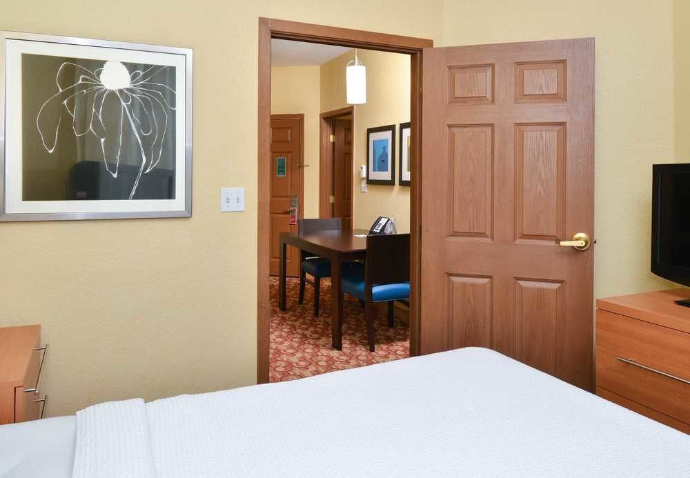 Towneplace Suites By Marriott Miami Airport W Дорел Экстерьер фото